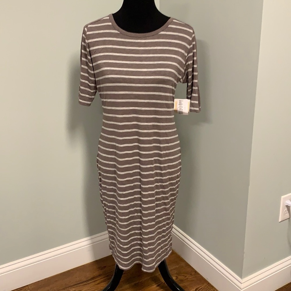 Large LuLaRoe Julia